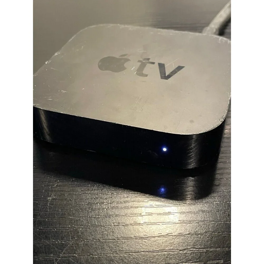 lot of 2 Apple TV 3rd Gen 8GB HD Media Streamer A1469 A1427 only no remote